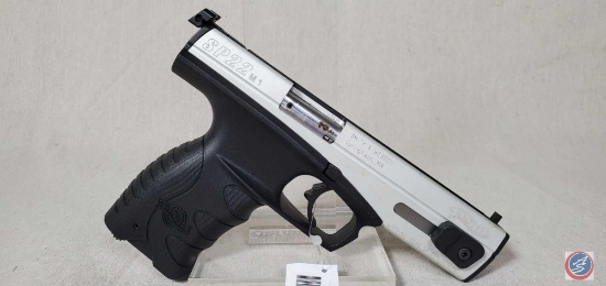 WALTHER Model SP22 22 LR Pistol Semi-Auto Pistol, New in Box with 1 magazine Ser # ED004063