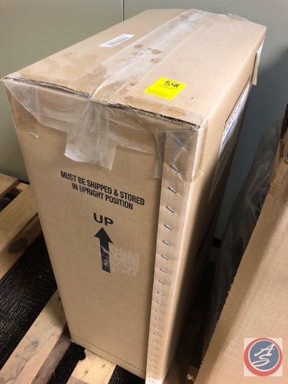 McLean Thermal 115V Air Condition 3500BTU Model No. CR29-0416-G002