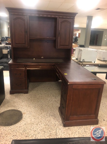 L Shape Executive Office Desk w/ Hutch Measuring 65'' x 78'' x 30'' x 31'' x 78''