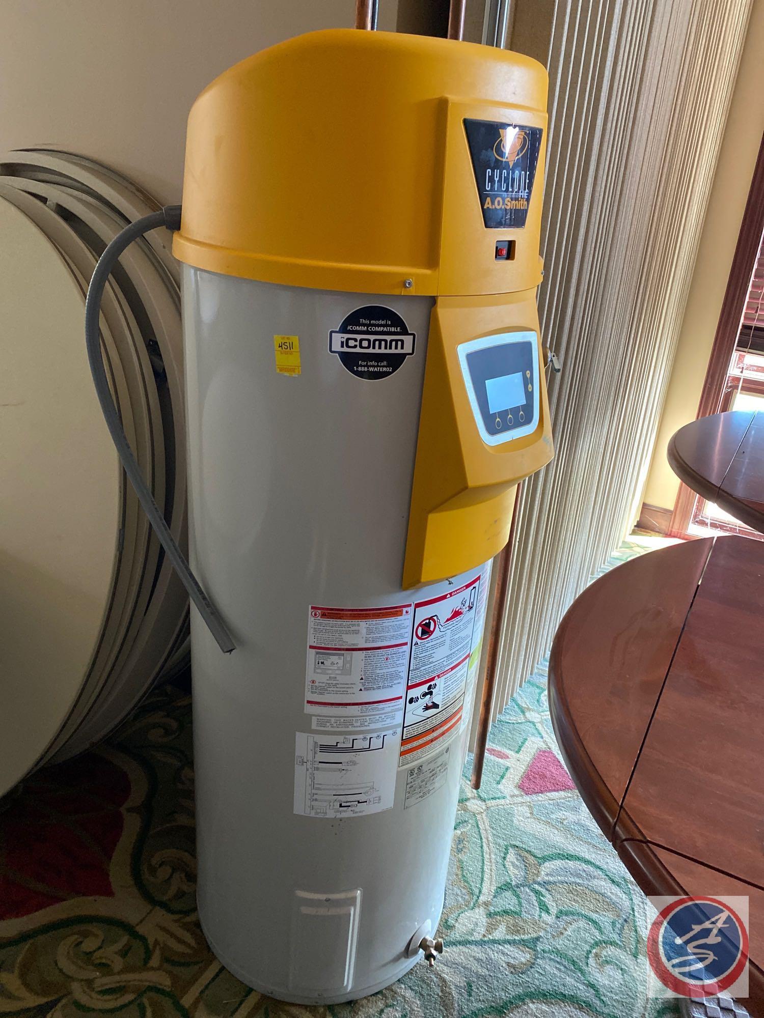 Cyclode Hot Water Heater Model No. BTX-100-124 | Proxibid