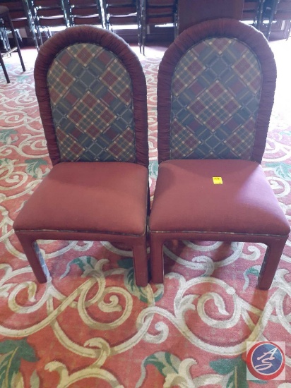 New Style of Chairs {{2x$Bid}} Cushion Dining Chairs (2)