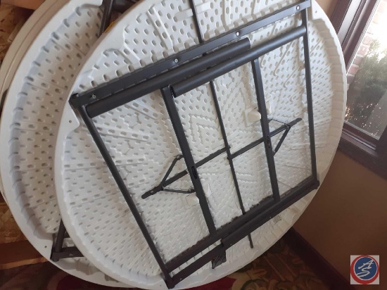 {{2X$Bid}} Lifetime 5' Round Folding Tables (2)