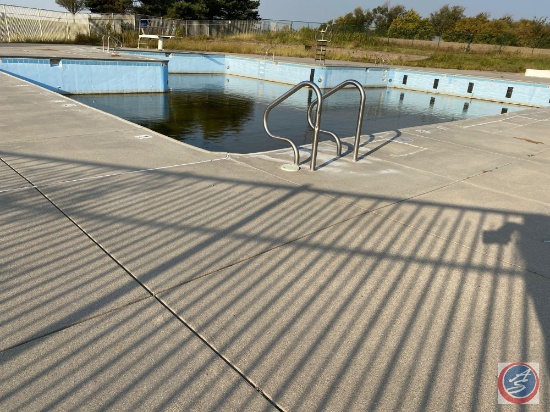 Metal Pool Rails
