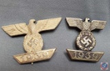 German WWII 1st Class Clasp to the Iron Cross. The front shows a German eagle clutching a swastika