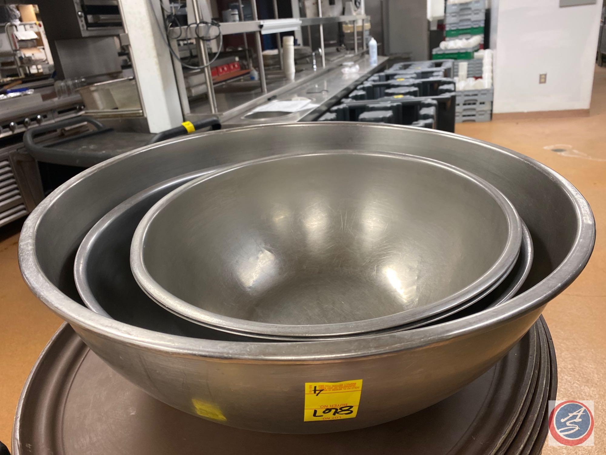 Vollrath Stainless Steel 30 Qt. Mixing Bowl