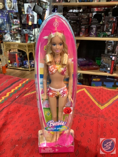 2008 Barbie beach party new in box