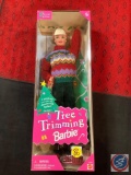 Tree trimming Barbie 1998
