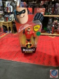 Super poseable Mr. incredible from Incredibles two small action figure