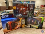 Star Wars The Force Awakens Rey's Speeder Model, MicroMachines Star Wars Droids Figurines, and Star