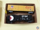 {{2X$BID}} Replica Union Pacific Boxcar Marked 169 800 and CP Rail Bathtub Coal Gondola {{BOTH O