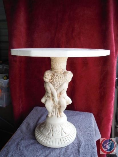 Statue Table 19 in Height , 18 Wide