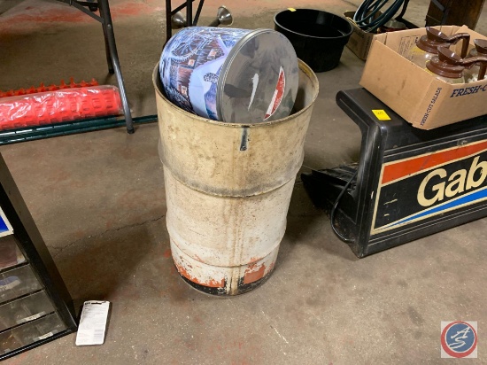 15 Gallon Drum With Oil Dry