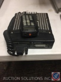 Motorola XTL5000 Model M20URS9PW1AN Mobile unit with Astro hand set Model HMN4044E