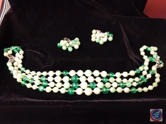 green 3 strand necklace