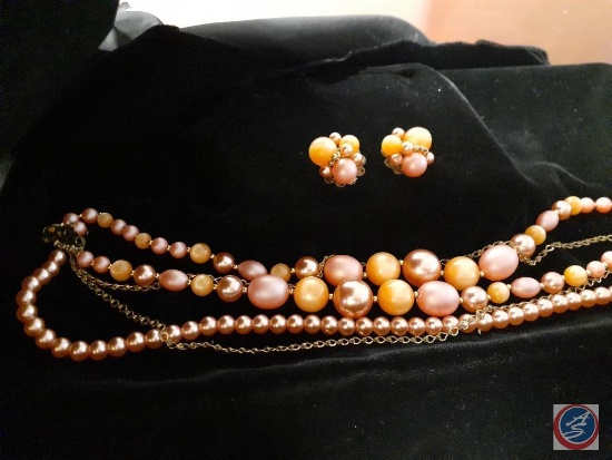 Pink bead necklace and earring set