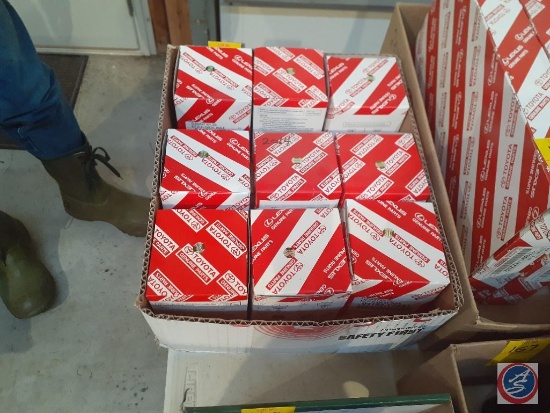 (9) Toyota Oil Filters No. 04152-YZZA1
