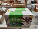 Hunter Ceiling Fan and 60 Watt Lightbulbs
