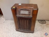 Philco... Radio Model 47-1230 28