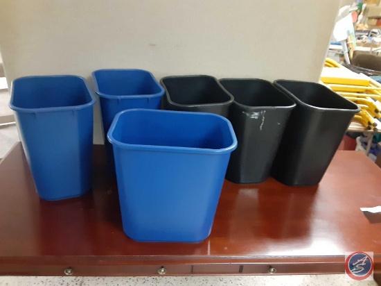 (6) Plastic Trash Cans