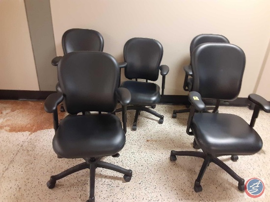 {{5X$BID}}...Knoll Office Chairs w/Fully Adjustable Arms, Hard Casters, Pneumatic Lift Adjusts the