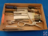 (1) Flat of assorted items; assorted screw drivers.