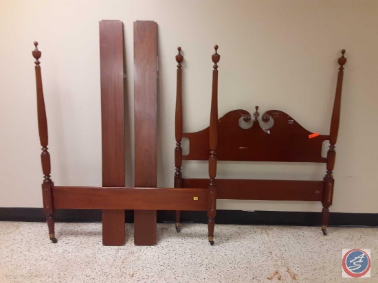 Wood Queen 4-Poster Headboard and Footboard w/Wood Rails (Some Scratches and Cracked Arch on