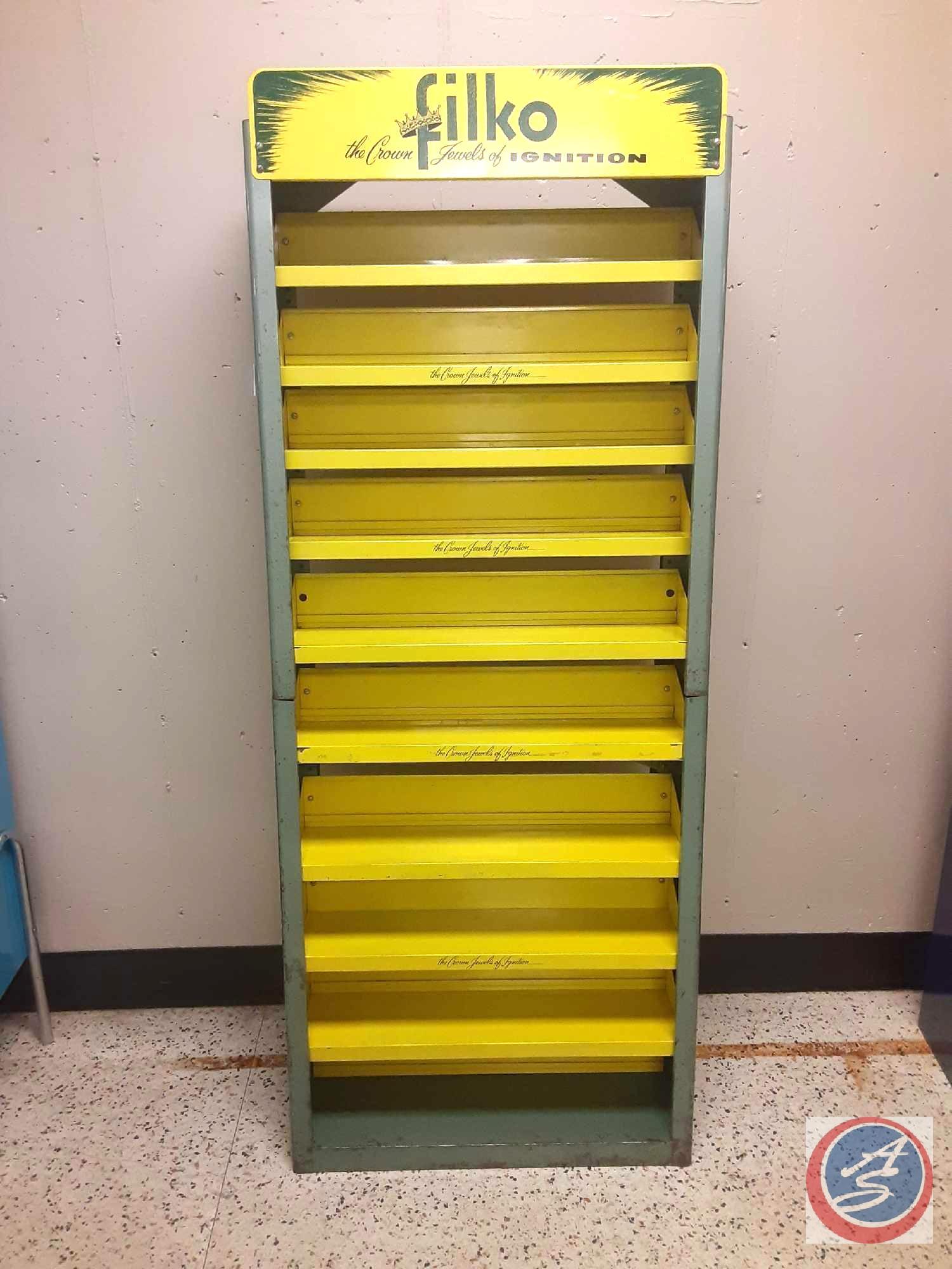 値下げ！　Filko ヴィンテージキャビネット　ガレージ Vintage Metal Filko Ignition Cabinet 29x13x73. | Proxibid
