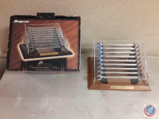 Snap-On 9pc Wrench Set with Display Case 1920-2000.