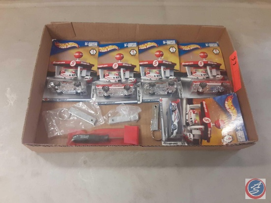 (5) Assorted Hot Wheels Snap-On Cars, (3) Key chains with knives, (1) snap-on screw driver.