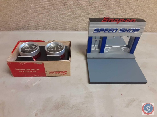 (2) Flats (1) Snap-On 2pc MT-112 Inductive Ammeter, Snap on speed shop sign, (1) Flat contains