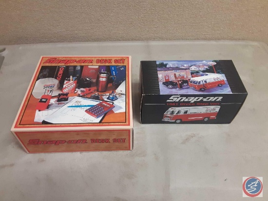 Snap-on Desk set,... Snap-on 1961 Divco step Van