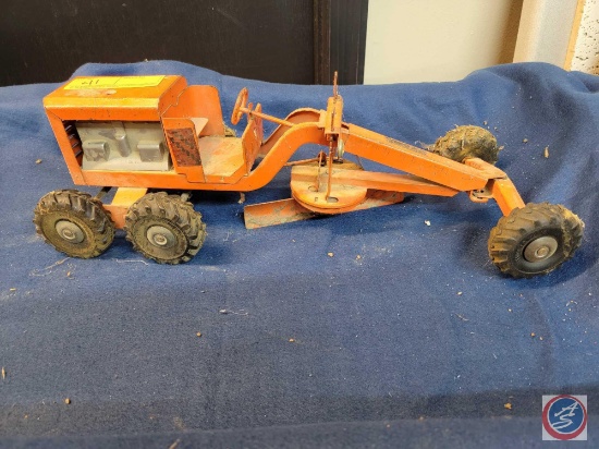 Vintage Structo Toy Road Grader