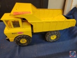 Vintage Mighty Tonka Toy Dump Truck