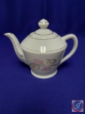 Westwood teapot w/ lid, H 4.5?. Mark: (Westwood Products- Made in Japan) ...