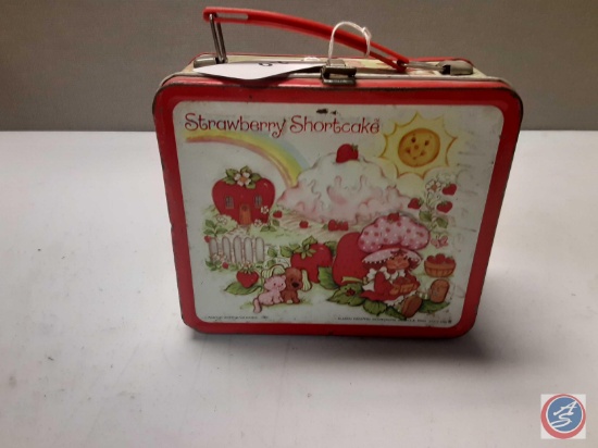 1 Strawberry Shortcake lunch box no thermos