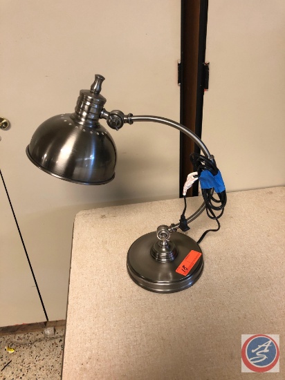 (1)Desk Lamp with Swing arm.