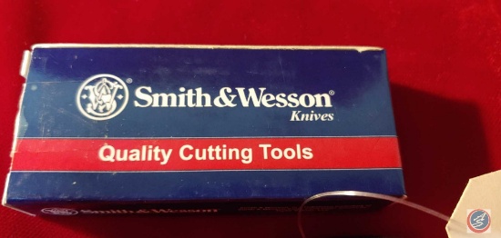 Smith & Wesson "Little Pal" Lock Blade Pocket Knife,