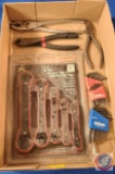 (1) Flat with 5 pc Offset Ratchet Box Wrench Set SAE, Metric Hex Keys , Pliers, Wire Cutters.