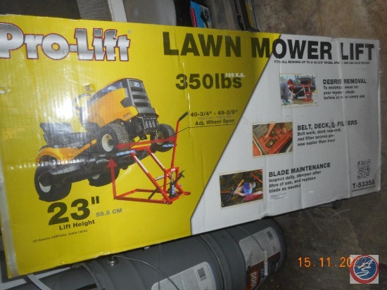 NIB Pro-Lift Lawn Mower Lift Model T-5335A