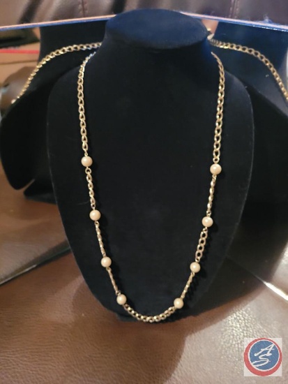 Linkage style chain with pearls 30"