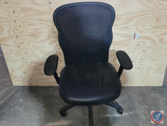 Leather and Mesh adjustable office chair