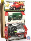 (1) Gearbox Texaco 1912 Ford Delivery Truck Coin Bank 1/24 Scale, (1) Liberty Classics Oliver Farm