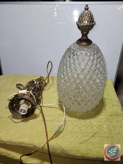 Cut glass pineapple shaped hanging lamp
