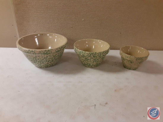 Roseville pottery Spatter Ware mixing bowl set