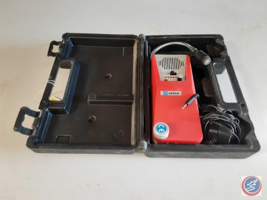TIF Combustible gas detector TIF8800A w/ case