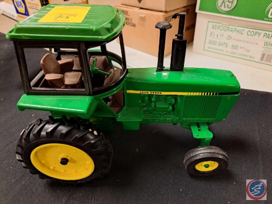 John Deere tractor 9"x7 1/2"