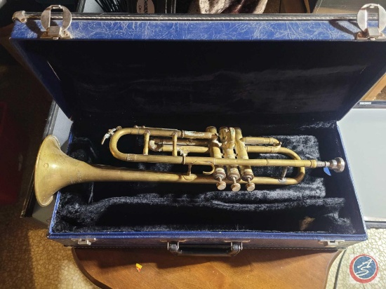Vintage Trumpet with hard case;......