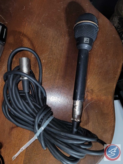 Assorted microphones