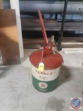 (1) can of Texaco wheel bearing Grease with pump feels like it is half full.