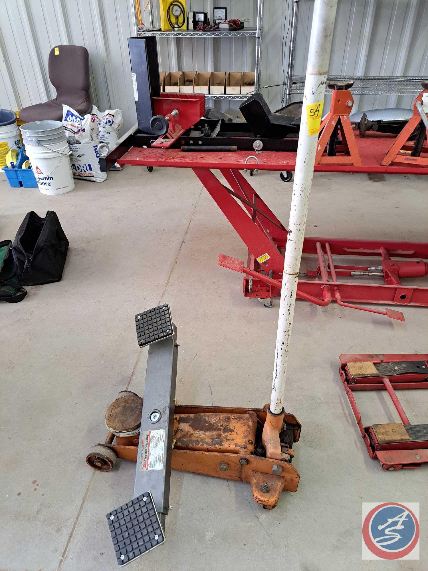 (1) floor jack with a Pittsburgh Automotive 2ton Proxibid